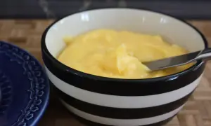 Citroncurd i tårtor - Så lyckas du med krämig fyllning!